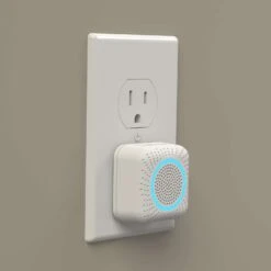 Victor PestChaser Plug-In Electronic Pest Repeller For Rodents 3 Pk -Toro Shop 0df09790 4ec1 4a34 90ac e7b75a06fa95