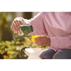 Ortho MAX Malathion Insect Killer Liquid Concentrate 16 Oz -Toro Shop 108ded9c 61e7 41ea b89f afe2820fb3ee