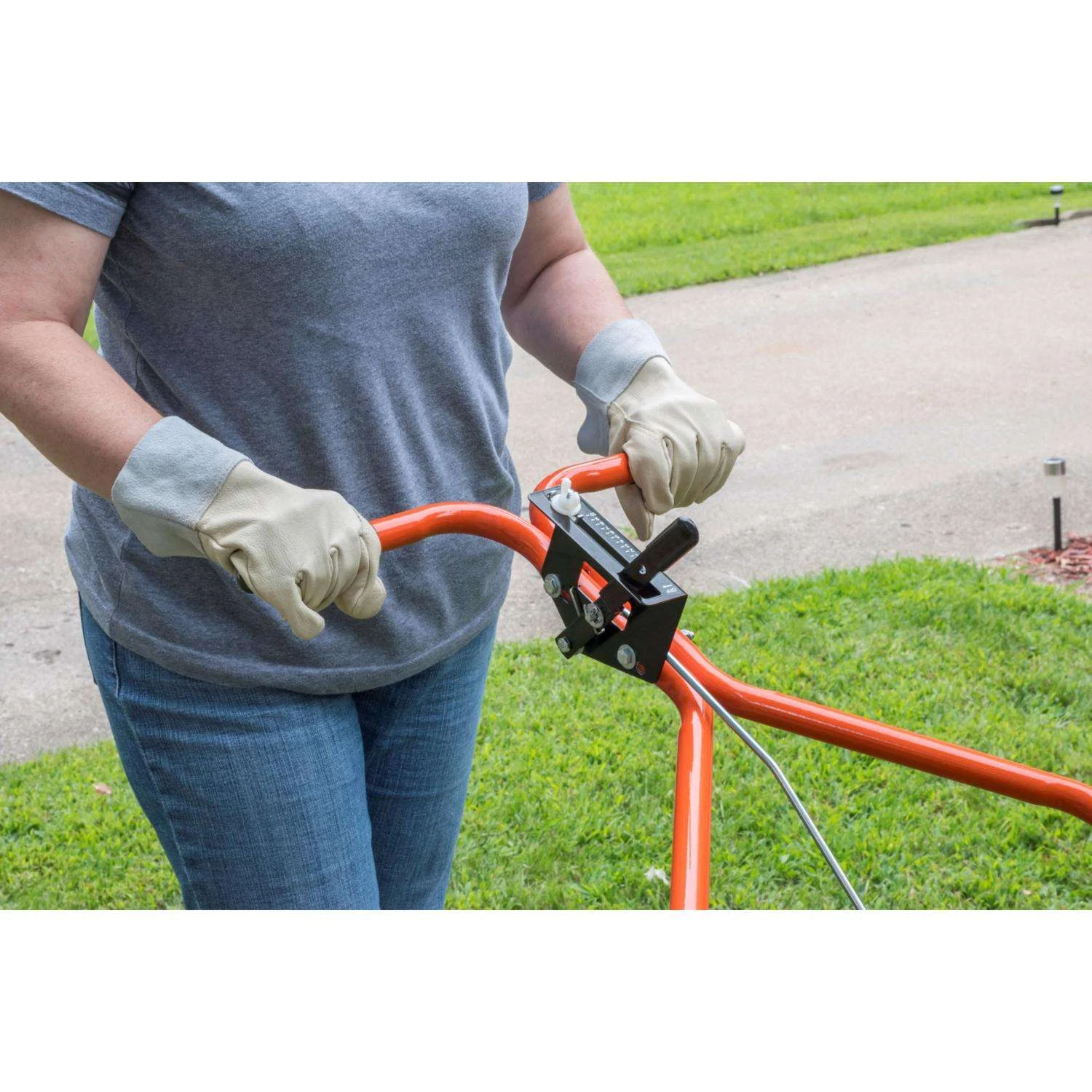 Agri-Fab 12 Ft. W Push High-Output Spreader For Fertilizer/Ice Melt/Seed 130 Lb. Cap. 5 Agri-Fab 12 Ft. W Push High-Output Spreader For Fertilizer/Ice Melt/Seed 130 Lb. Cap. - Image 5