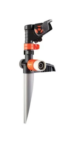 Gardena Plastic Spike Base Pulse Sprinkler 5200 Sq Ft