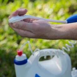 Tomcat Animal Repellent Liquid For Most Animal Types 1 Gal -Toro Shop 996c3df2 6deb 465f 92fc c08765dcdaf6