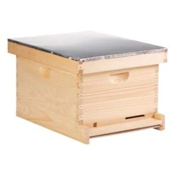 Little Giant Complete Bee Hive -Toro Shop b515abdb 6260 479a 8796 a1a75853e778