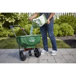 Scotts Turf Builder Tall Fescue Grass Sun Or Shade Grass Seed 7 Lb -Toro Shop de12a737 1518 4acd bf38 8e9a105848fd