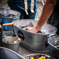 Behrens 16 Gal Steel Tub Oval 13 Behrens 16 Gal Steel Tub Oval -Toro Shop e9d5c35b 89b2 4489 98fd fa7dfe538a85